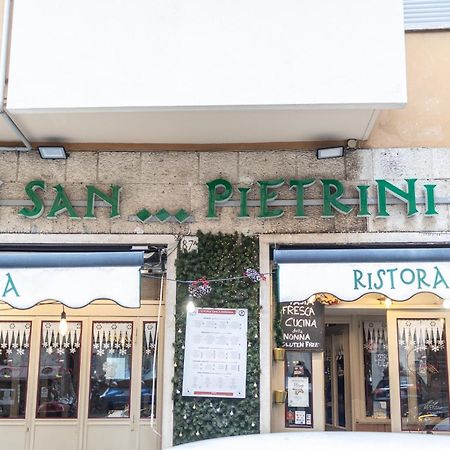 Le Piazze Di Roma Sweet Apartment Exteriör bild